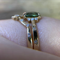 Stella Wedding Set - Green Sapphire / Yellow Gold / Size 7