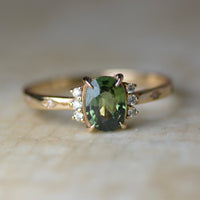 Stella Wedding Set - Green Sapphire / Yellow Gold / Size 7