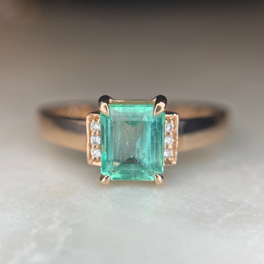 Emerald Potion Ring