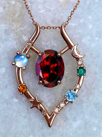 Venus Amulet - Garnet / MADE TO ORDER