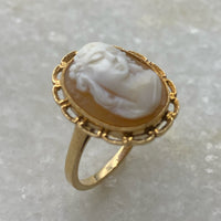 10K Cameo Ring / Size 7