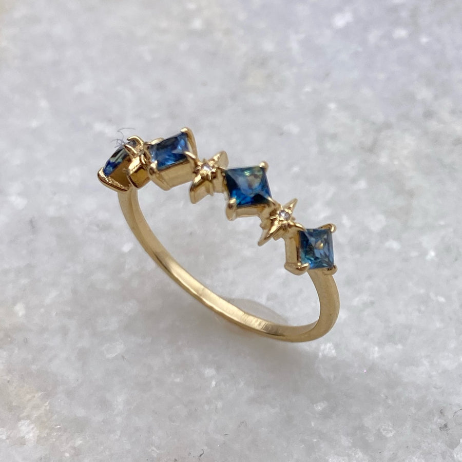 4 Sapphire Aurora Ring - Yellow Gold