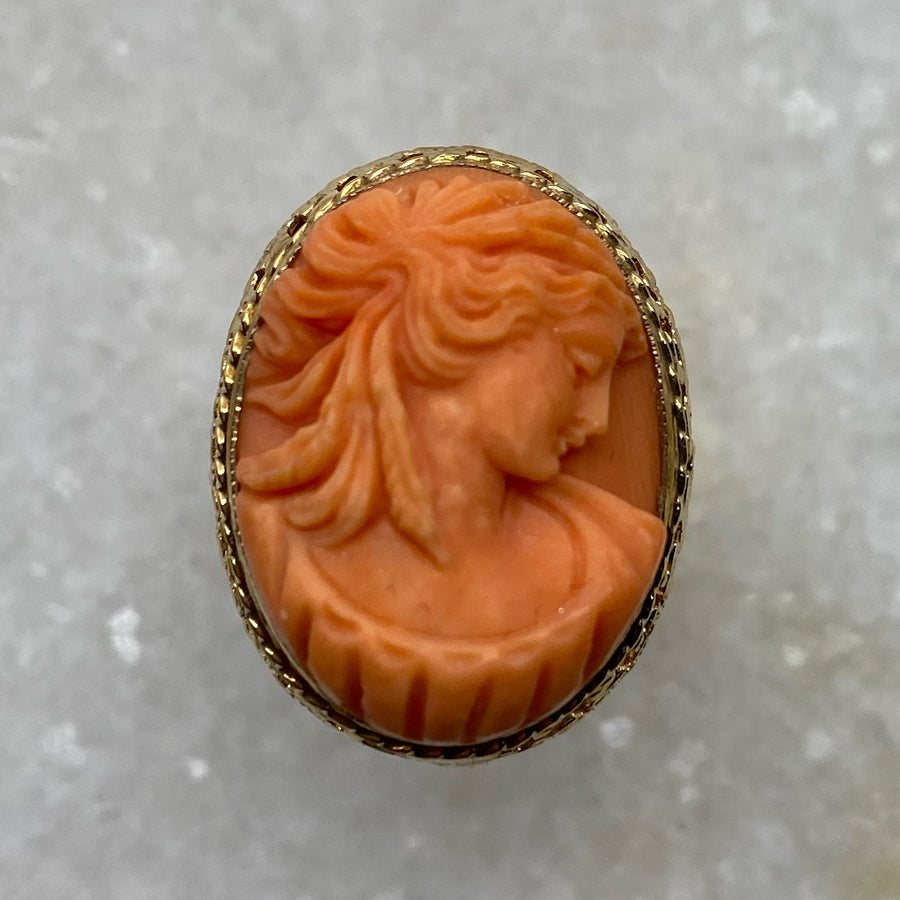 10K Cameo Ring / Size 6.5