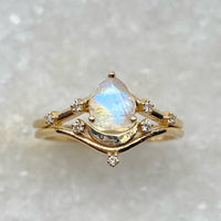 Luna Wedding Set - Rainbow Moonstone / Size 6.75