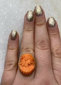 10K Cameo Ring / Size 6.5
