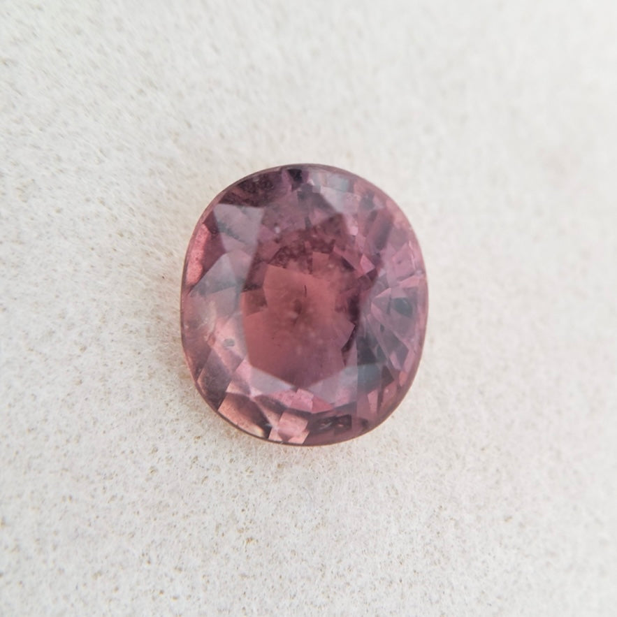 1.56ct Rosy Mauve Pink Sapphire