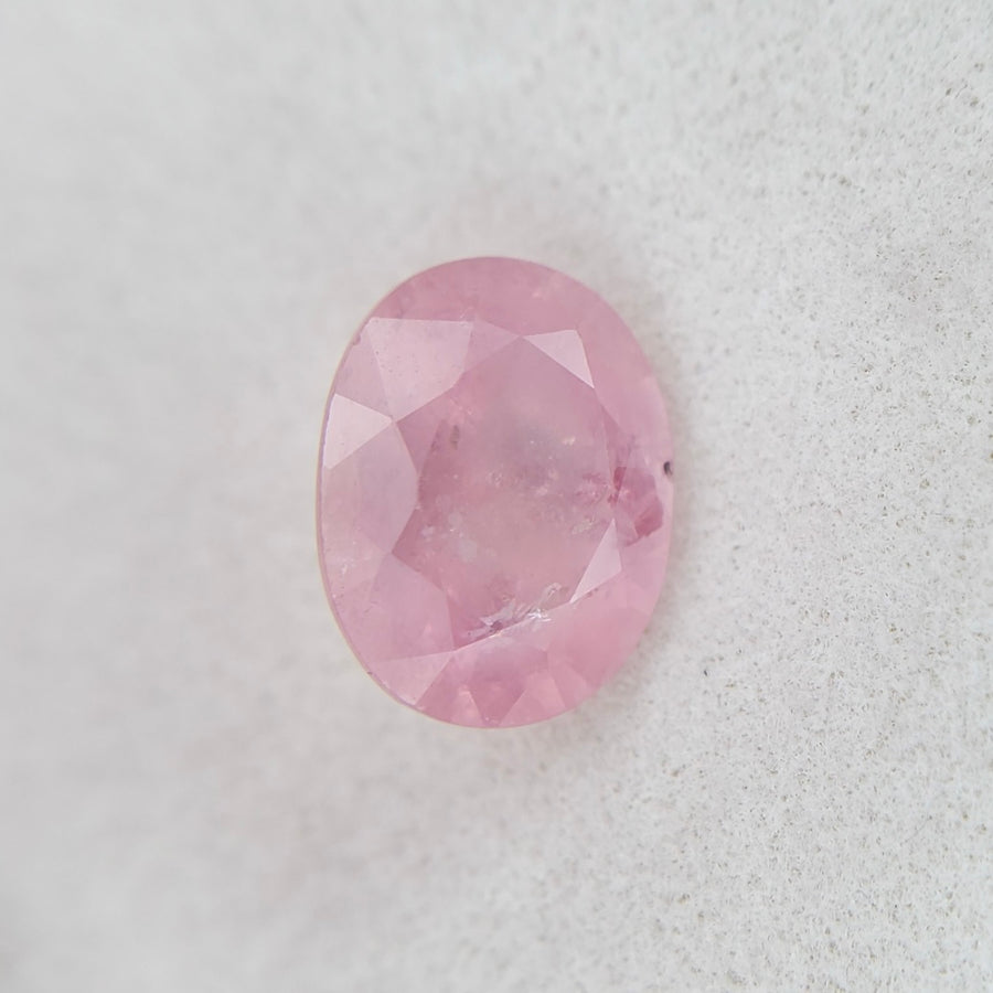 1.53ct Bubblegum Peach Sapphire