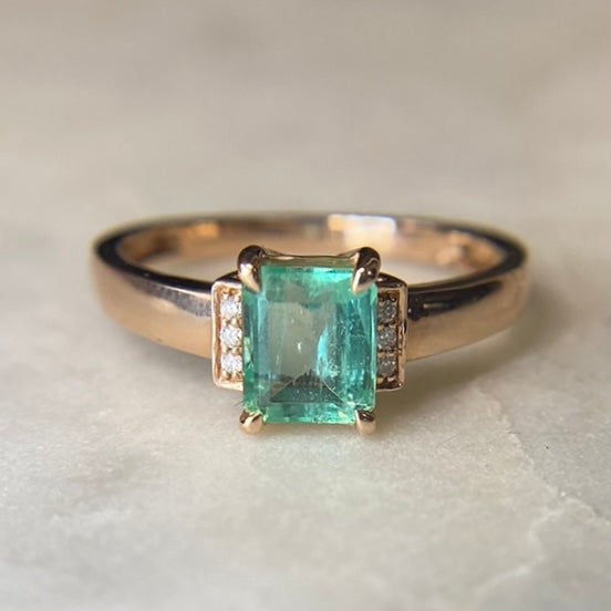 Emerald Potion Ring