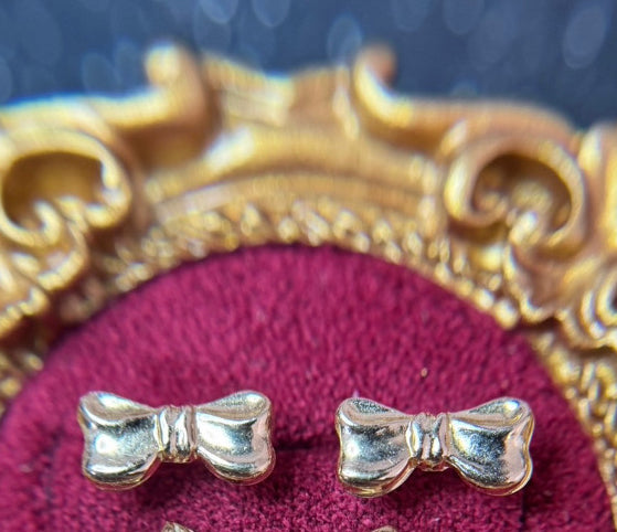 Bow Studs