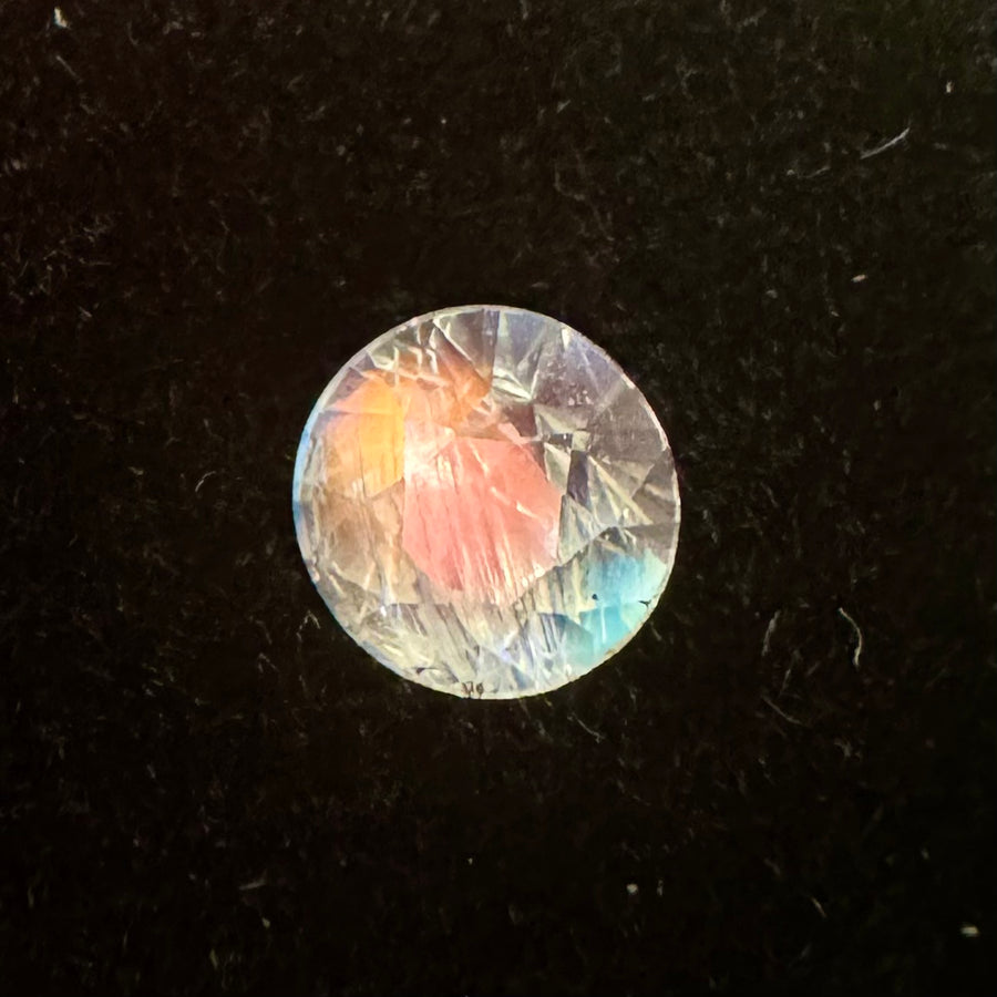 1.14ct Rainbow Moonstone