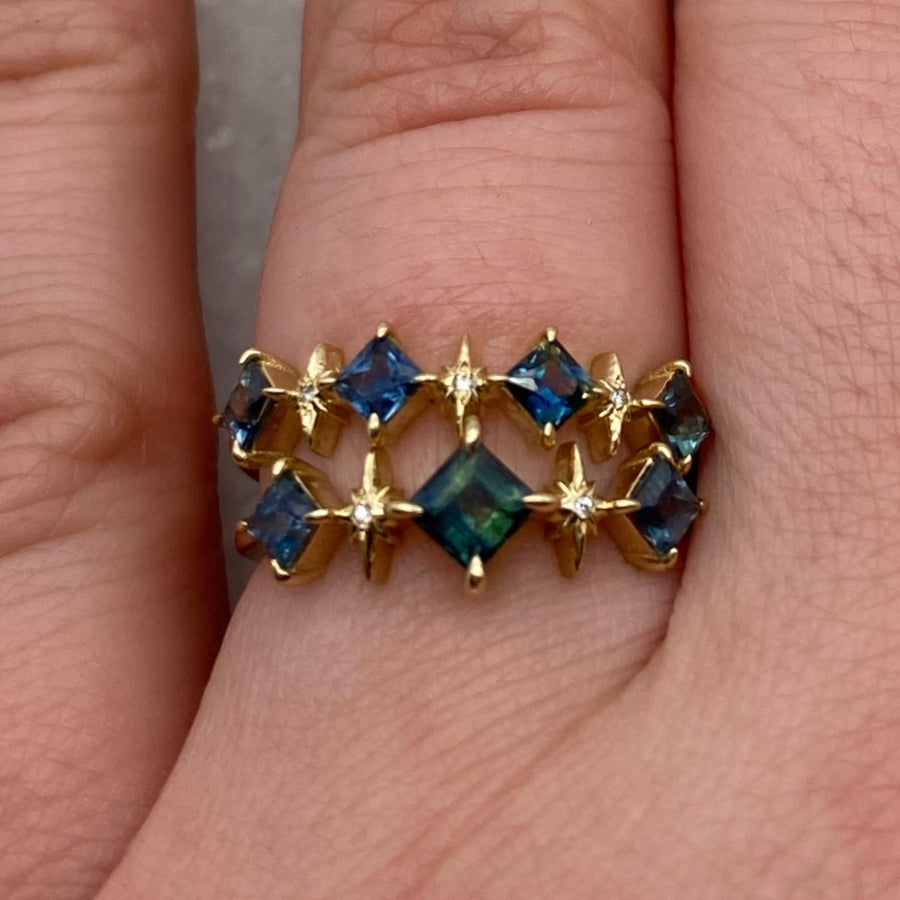 4 Sapphire Aurora Ring - Yellow Gold / Size 7