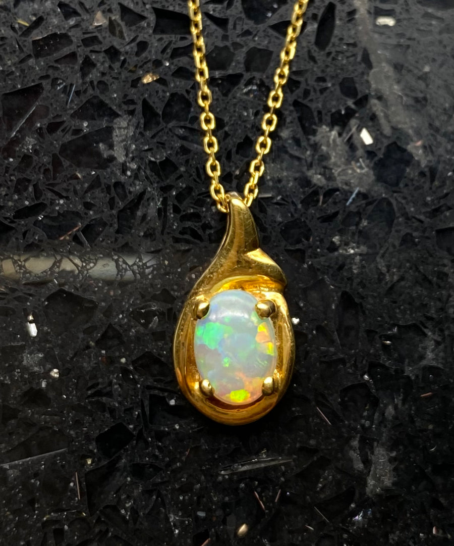 18K Opal Pendant