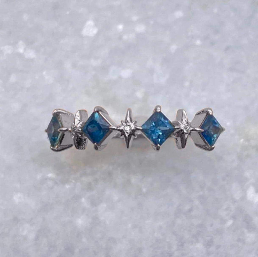 4 Sapphire Aurora Ring - White Gold / MADE TO ORDER